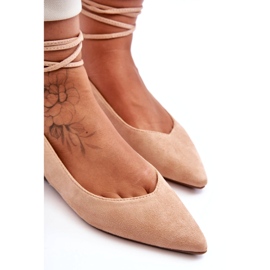Ballerines beige-nues liées au daim féminin 3