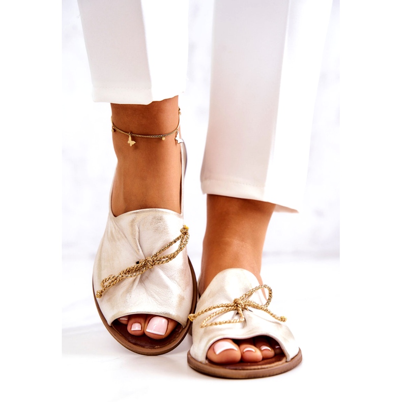 Ballerinas en cuir féminin Zazoo 2660/004 blanc et or 3