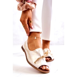 Ballerinas en cuir féminin Zazoo 2660/004 blanc et or 1