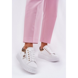 Chaussures de sport pour femmes sur plate-forme avec imprimé léopard léopard en cuir eco blanche 2