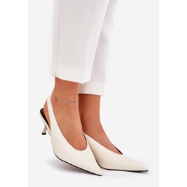 Talons hauts avec une ECRU ECRU ECRUe extérieur blanche 1
