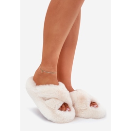 Pantres de fourrure pour femmes sur une semelle épaisse légère beige 1