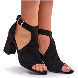 Sandales avec un motif de travail ouvert sur le post en daim noir Eco Black le noir 8