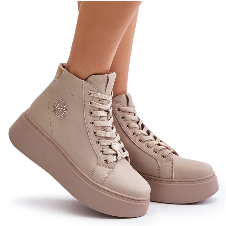 Baskets hautes en cuir pour femmes sur la plateforme Vinceza 66707 Beige 9 Baskets hautes en cuir pour femmes sur la plateforme Vinceza 66707 Beige 9
