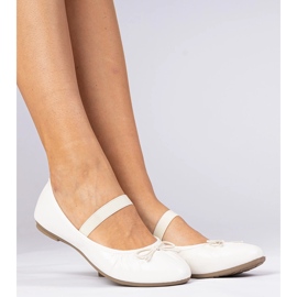 Ballerines féminines blanches avec un arc 1