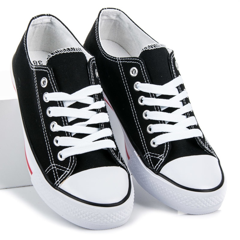 Baskets mckeylor noires blanc 1
