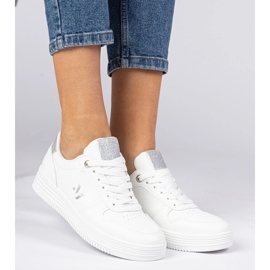 Baskets blanches pour femmes avec paillettes argentées 1