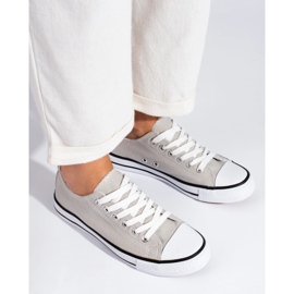 Baskets grises 2