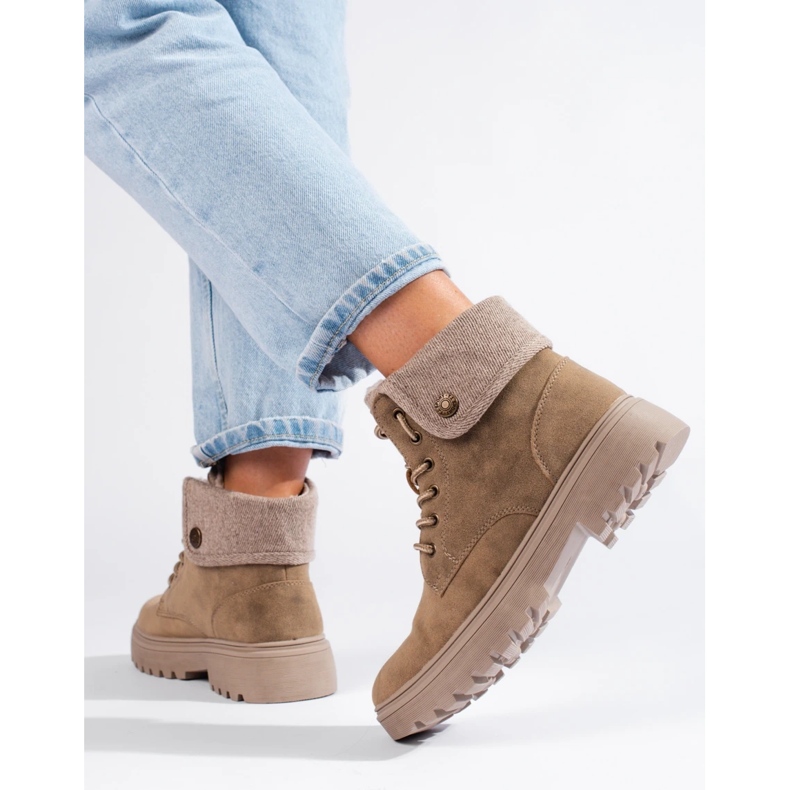 Bottines femme beiges avec doublure en peau de mouton 2