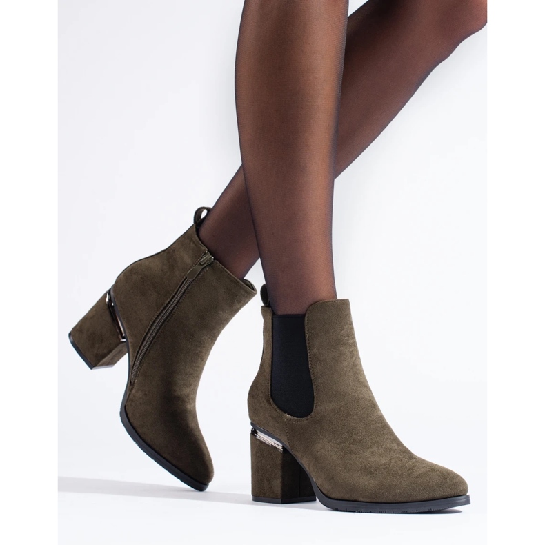 Bottines en daim vert foncé de Vinceza 1