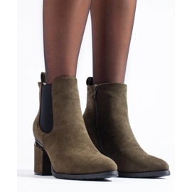 Bottines en daim vert foncé de Vinceza 3