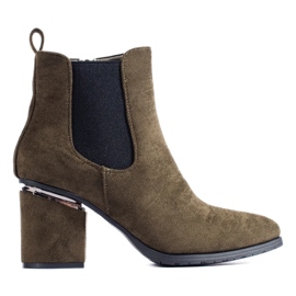 Bottines en daim vert foncé de Vinceza 4