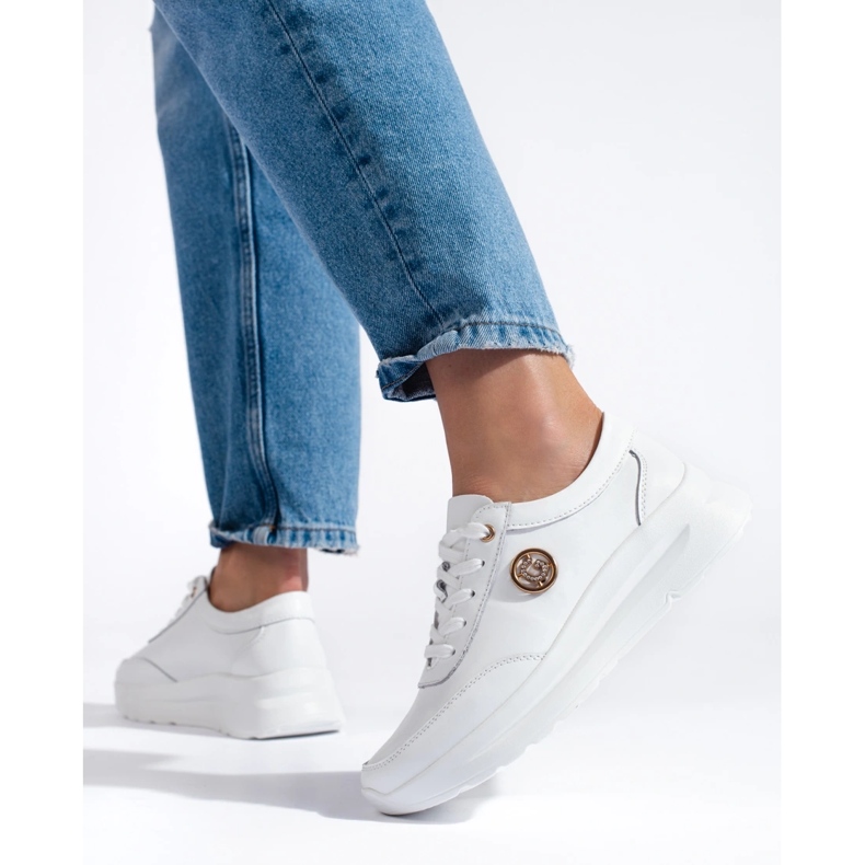 Chaussures de sport en cuir blanc 1