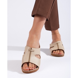 Sandales compensées beiges confortables pour femmes 2