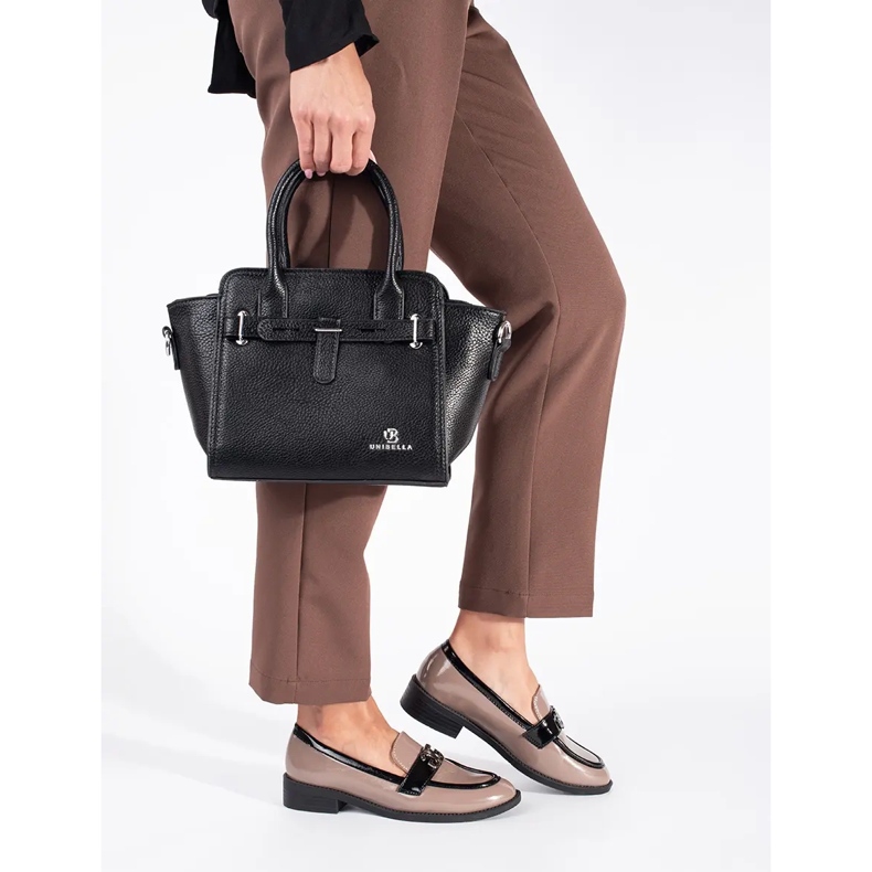 Mocassins femme vernis beige et noir 2 Mocassins femme vernis beige et noir 2