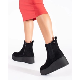 Bottines Chelsea compensées en daim noir le noir 3