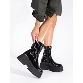 Bottines noires vernies sur plateforme haute 1