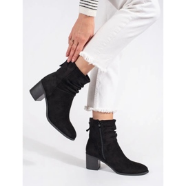 Bottines femme en daim noir avec tige à volants le noir 3