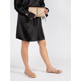 Ballerines beiges avec élastique à motif serpent et nœud 4