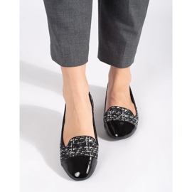 Ballerines plates femme noires et blanches 2