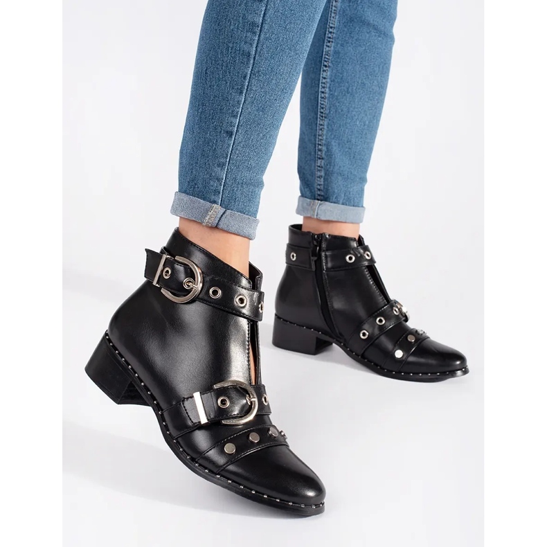 Seastar Bottines noires avec découpes et décorations le noir 1