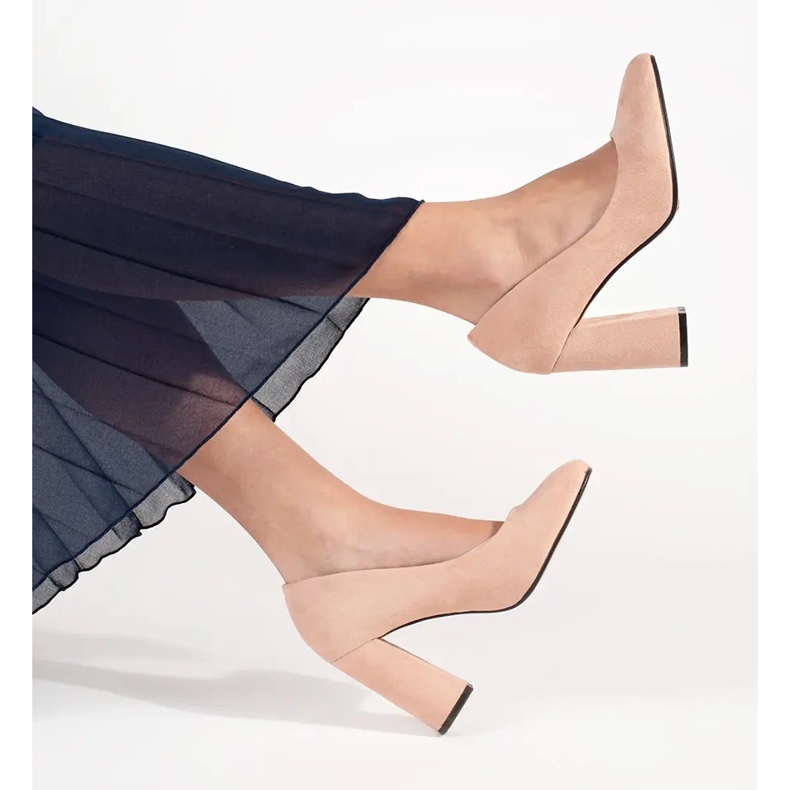 Seastar Pompes en daim beige sur un poteau élevé 1