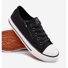 En dentelle noire - baskets basses 2