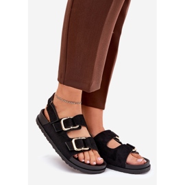 Sandales des femmes avec des pinces noires 1