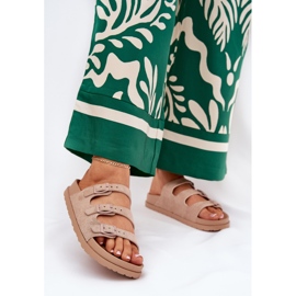 Slippers pour femmes avec rayures et boucles beige 2 Slippers pour femmes avec rayures et boucles beige 2