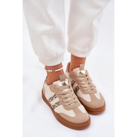 Baskets féminines avec un léopard de l'éco beige 5
