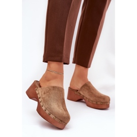 Clogs Flip Flip -flops avec des goujons en daim Eco Camel brun 2