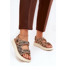 Sandales de matériaux à motifs féminins avec des détails dorés kaki beige 2