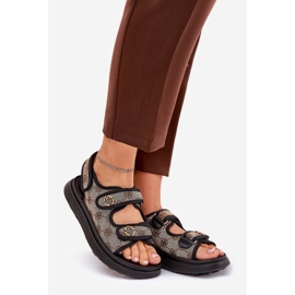 Sandales de matériaux à motifs pour femmes avec des détails dorés beige-noir 1 Sandales de matériaux à motifs pour femmes avec des détails dorés beige-noir 1