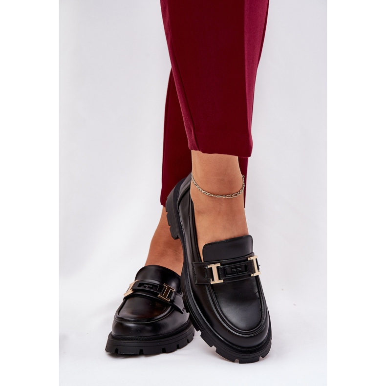 Mocassins féminins avec noir en cuir écologique 2