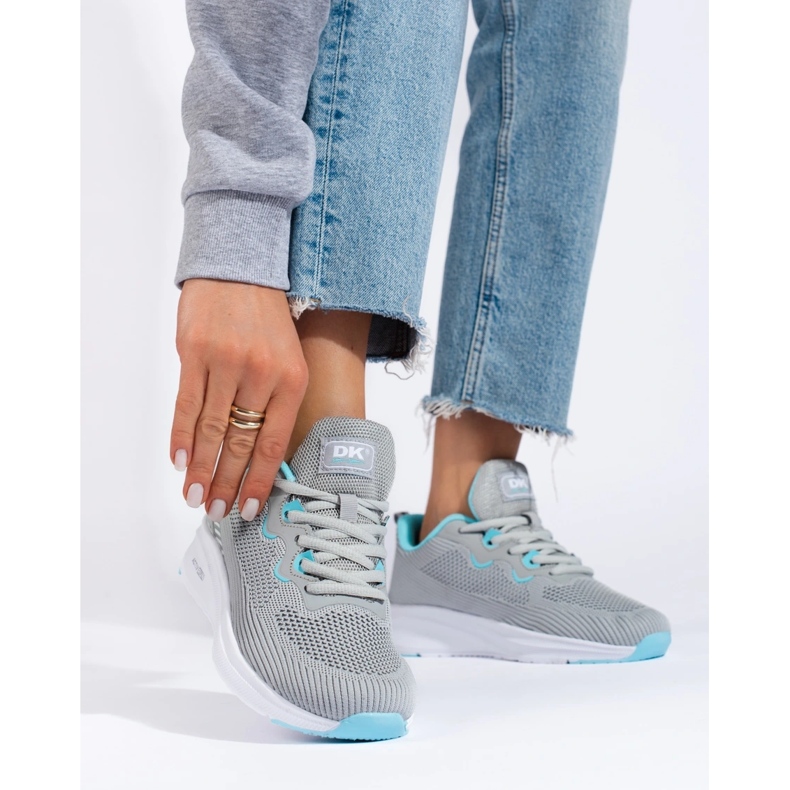 Chaussures de sport sur la plateforme DK gris 2