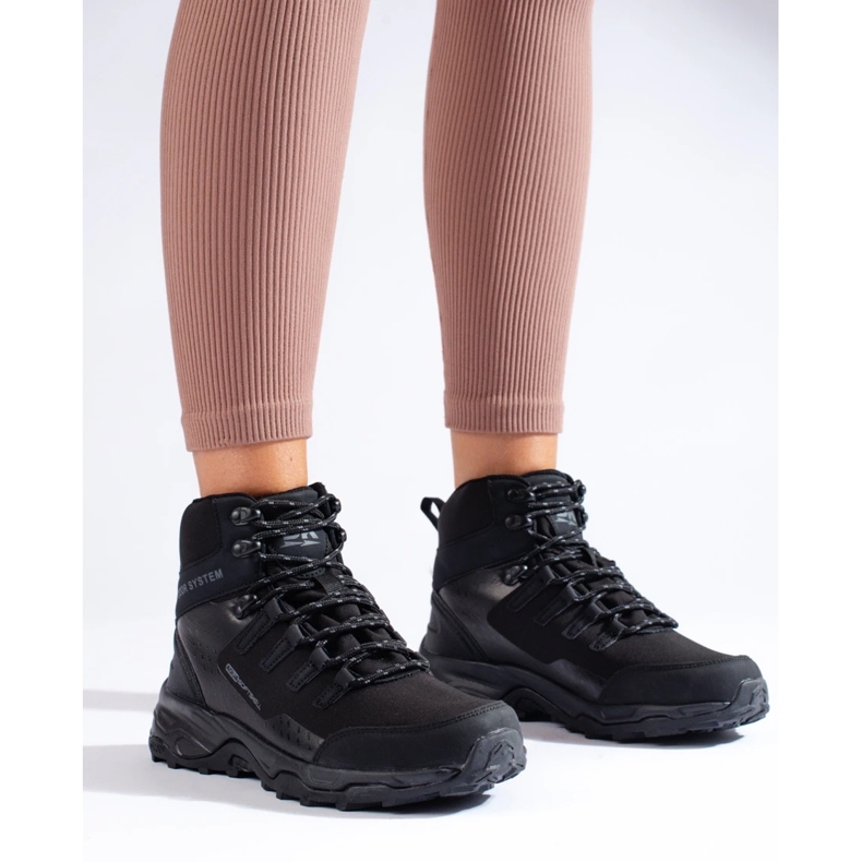 Chaussures de trekking confortables pour femmes avec une tige haute DK noir le noir 2