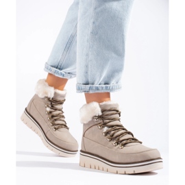 Trappeuses sur la plateforme beige 2