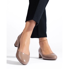 Escarpins femme à petit talon, beige foncé 2