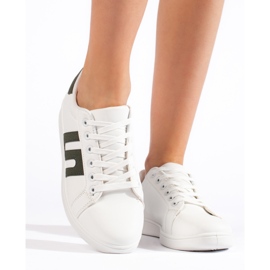 Baskets femme blanches et vertes 2