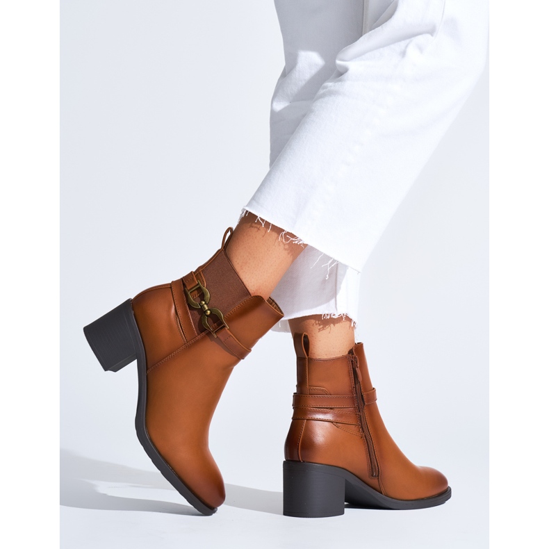 Bottines femme camel à talon haut brun 1