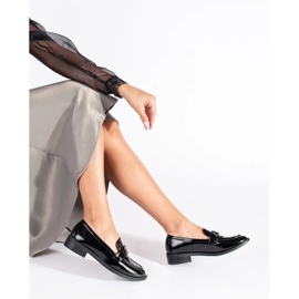 Mocassins femme classiques vernis noirs 2