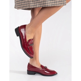 Goodin Mocassins femme bordeaux avec chaîne rouge 1