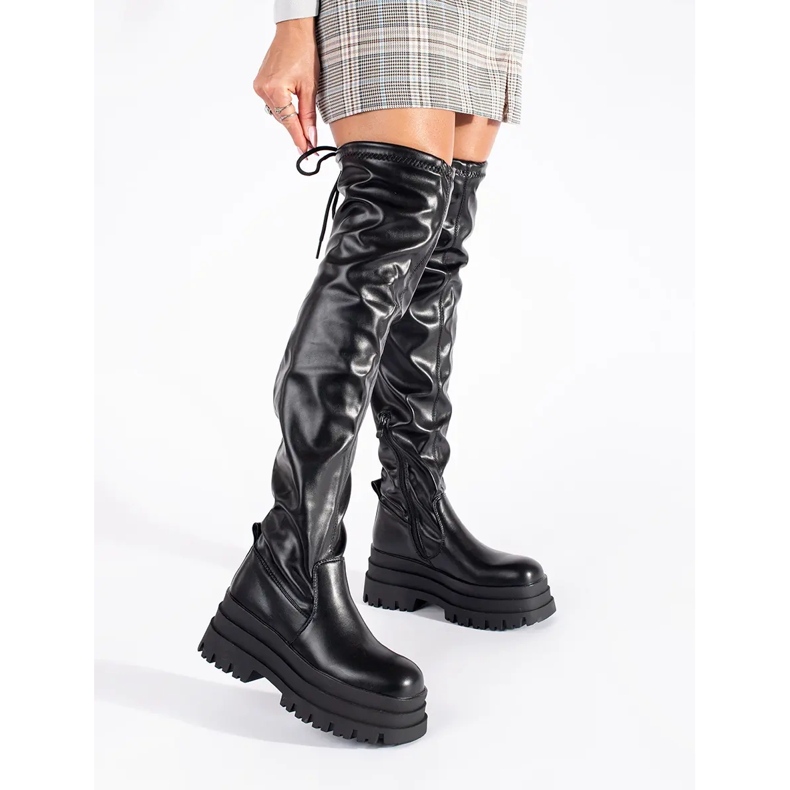 Mousquetaires à plateforme noire le noir 1 Mousquetaires à plateforme noire le noir 1