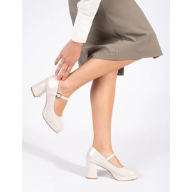 Seastar Chaussures femme à talons hauts en cuir verni beige avec boucle 1