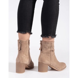 Bottines femme en daim beige à tige volantée 3