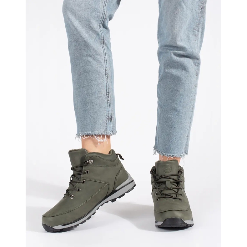 Vico Chaussures de trekking isolées vertes 2