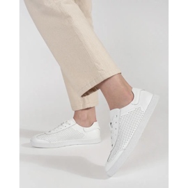 Goodin Baskets ouvertes blanches en cuir naturel 1