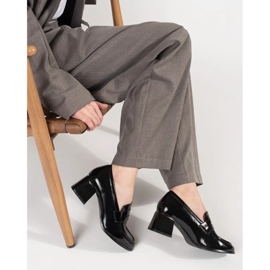 Goodin Chaussures noires à talons hauts 1