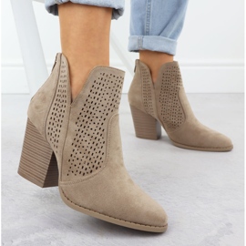 S.Barski Bottes de daim féminin sur l'OpenWork Post S. Barski HY51-060 beige 2