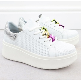Chaussures en cuir sur une semelle perforée épaisse Filippo blanc DP6793 blanche 3